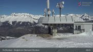 Archived webcam image showing Piz Mundaun, Obersaxen on 5 Apr 2026 at 09:30