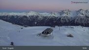 Archiviertes Webcam Bild: Scuol: Schlivera Blick vom Gipfel am 26 Feb 2026 um 03:52 Uhr