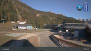 Archived webcam image showing Lermoos - Hochmoos Express Lift Top Station on 1 May 2026 at 08:48