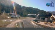 Archived webcam image showing Lermoos - Hochmoos Express Lift Top Station on 1 May 2026 at 17:48