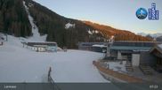 Archived webcam image showing Lermoos - Hochmoos Express Lift Top Station on 26 Feb 2026 at 07:58