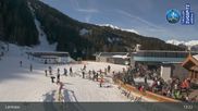 Archived webcam image showing Lermoos - Hochmoos Express Lift Top Station on 26 Feb 2026 at 13:58