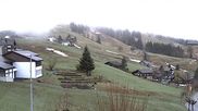 Archiviertes Webcam Bild: Holdener Schreinerei Oberiberg am 13.04.2026 um 10:15 Uhr