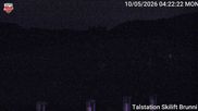 Archived webcam image showing Base station Skilift Brunni on 5 Oct 2026 at 04:22