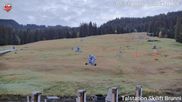 Archiviertes Webcam Bild: Talstation Skilift Brunni am 13.10.2026 um 10:44 Uhr