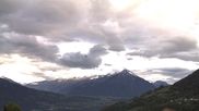 Archived webcam image showing View of Thunsersee, Niesen mountain (2362m) and Kander valley on 7 May 2026 at 07:05