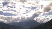Archived webcam image showing View of Thunsersee, Niesen mountain (2362m) and Kander valley on 7 May 2026 at 16:05