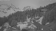 Archiviertes Webcam Bild: Arolla - Kurhaus am 12.04.2026 um 06:46 Uhr