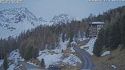 Archiviertes Webcam Bild: Arolla - Kurhaus am 12.04.2026 um 07:46 Uhr