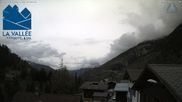 Archived webcam image showing 4 Vallées: Hotel La Vallée on 12 Apr 2026 at 12:29
