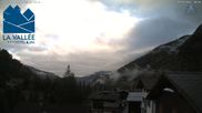 Archived webcam image showing 4 Vallées: Hotel La Vallée on 9 Oct 2026 at 08:59