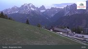 Archived webcam image showing Sextner Dolomites Skiing Mountain Helm on 25 May 2026 at 01:59