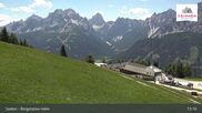 Archiviertes Webcam Bild: 3 Zinnen Dolomiten: Sexten Bergstation Helm am 12.07.2026 um 13:29 Uhr