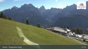 Archived webcam image showing Sextner Dolomites Skiing Mountain Helm on 6 Oct 2026 at 15:43