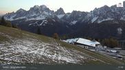 Archiviertes Webcam Bild: 3 Zinnen Dolomiten: Sexten Bergstation Helm am 27.10.2026 um 01:50 Uhr
