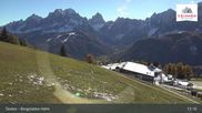 Archiviertes Webcam Bild: 3 Zinnen Dolomiten: Sexten Bergstation Helm am 27.10.2026 um 13:50 Uhr