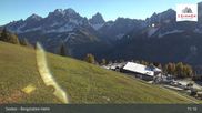 Archiviertes Webcam Bild: 3 Zinnen Dolomiten: Sexten Bergstation Helm am 27.10.2026 um 15:50 Uhr