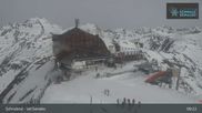Archiviertes Webcam Bild: Schnalstaler Gletscher: Bergstation Gletscherbahn am 12.04.2026 um 09:57 Uhr