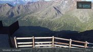 Archiviertes Webcam Bild: Schnalstaler Gletscher: Bergstation Gletscherbahn am 12.07.2026 um 08:48 Uhr
