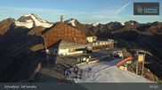 Archived webcam image showing Schnalstal: Top Station Gletscherbahn on 19 Sep 2026 at 07:15
