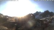 Archived webcam image showing Hut 