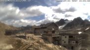 Archived webcam image showing Hut 