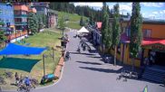 Archiviertes Webcam Bild: Silver Star Mountain Resort Blick auf das Dorf am 12.07.2026 um 20:41 Uhr