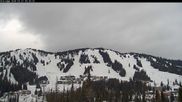 Archived webcam image showing Silver Queen Slope and chair lift on 27 Feb 2026 at 18:01