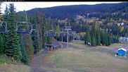 Archived webcam image showing Silver Queen Slope and chair lift on 9 Oct 2026 at 18:02