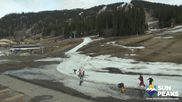 Archived webcam image showing Village Day Lodge - Sun Peaks on 19 Apr 2026 at 16:41