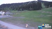 Archiviertes Webcam Bild: Village Day Lodge - Sun Peaks am 25.05.2026 um 14:48 Uhr