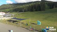 Archiviertes Webcam Bild: Village Day Lodge - Sun Peaks am 12.07.2026 um 16:21 Uhr