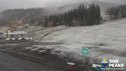 Archiviertes Webcam Bild: Village Day Lodge - Sun Peaks am 10.10.2026 um 18:43 Uhr