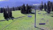 Archiviertes Webcam Bild: Bridger Bowl: Alpine Lift am 12.07.2026 um 16:06 Uhr