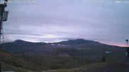 Archiviertes Webcam Bild: Blick auf den Mount Jefferson am 27.05.2026 um 14:49 Uhr