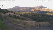 Archived webcam image showing View towards Maxwell Butte on 4 Oct 2026 at 04:21