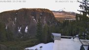 Archived webcam image showing Ed Chair Lift top station - view in south-east direction on 7 Apr 2026 at 04:19