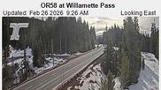 Archiviertes Webcam Bild: Willamette Pass: Blick auf die Strasse am 26 Feb 2026 um 18:29 Uhr