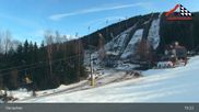 Archiviertes Webcam Bild: Harrachov: Skipiste und Skisprunganlage am Teufelsberg am 26 Feb 2026 um 15:09 Uhr