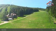 Archiviertes Webcam Bild: Harrachov: Skipiste und Skisprunganlage am Teufelsberg am 28.05.2026 um 11:36 Uhr
