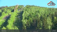 Archiviertes Webcam Bild: Harrachov: Skipiste und Skisprunganlage am Teufelsberg am 29.05.2026 um 17:48 Uhr