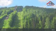 Archiviertes Webcam Bild: Harrachov: Skipiste und Skisprunganlage am Teufelsberg am 31.05.2026 um 09:21 Uhr
