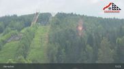 Archiviertes Webcam Bild: Harrachov: Skipiste und Skisprunganlage am Teufelsberg am 12.07.2026 um 13:38 Uhr