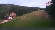 Archiviertes Webcam Bild: Harrachov: Skipiste und Skisprunganlage am Teufelsberg am 12.07.2026 um 21:57 Uhr