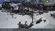 Archived webcam image showing Courmayeur - Pra Neyron Chair Lift on 1 Apr 2026 at 15:14