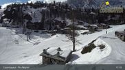 Archived webcam image showing Courmayeur - Pra Neyron Chair Lift on 1 Apr 2026 at 17:14