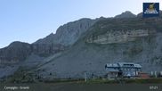 Archived webcam image showing Madonna di Campiglio - Grostè Base Station on 5 Aug 2026 at 07:12