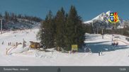 Archiviertes Webcam Bild: Strbské Pleso - Interski am 26 Feb 2026 um 13:24 Uhr