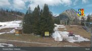Archived webcam image showing Strbské Pleso Interski on 28 Apr 2026 at 11:27