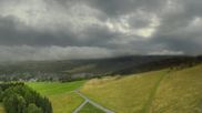 Archiviertes Webcam Bild: Oberwiesenthal: Panoramablick vom Fichtelberg am 14.07.2026 um 12:07 Uhr